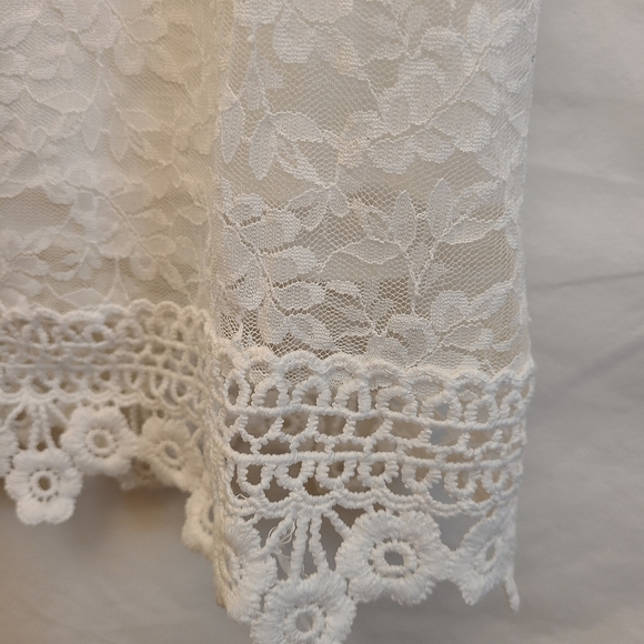 White Lace Blouse - Picture 4 of 5